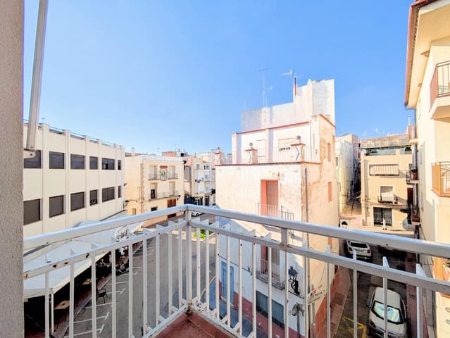 Piso de 4 habitaciones en Alcanar en alquiler - 690 € (Ref: 9427944)