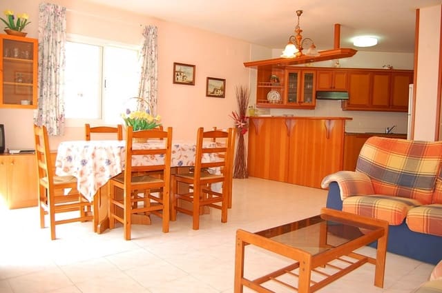 3 bedroom Villa for sale in Deltebre with pool - € 320,000 (Ref: 9427948)