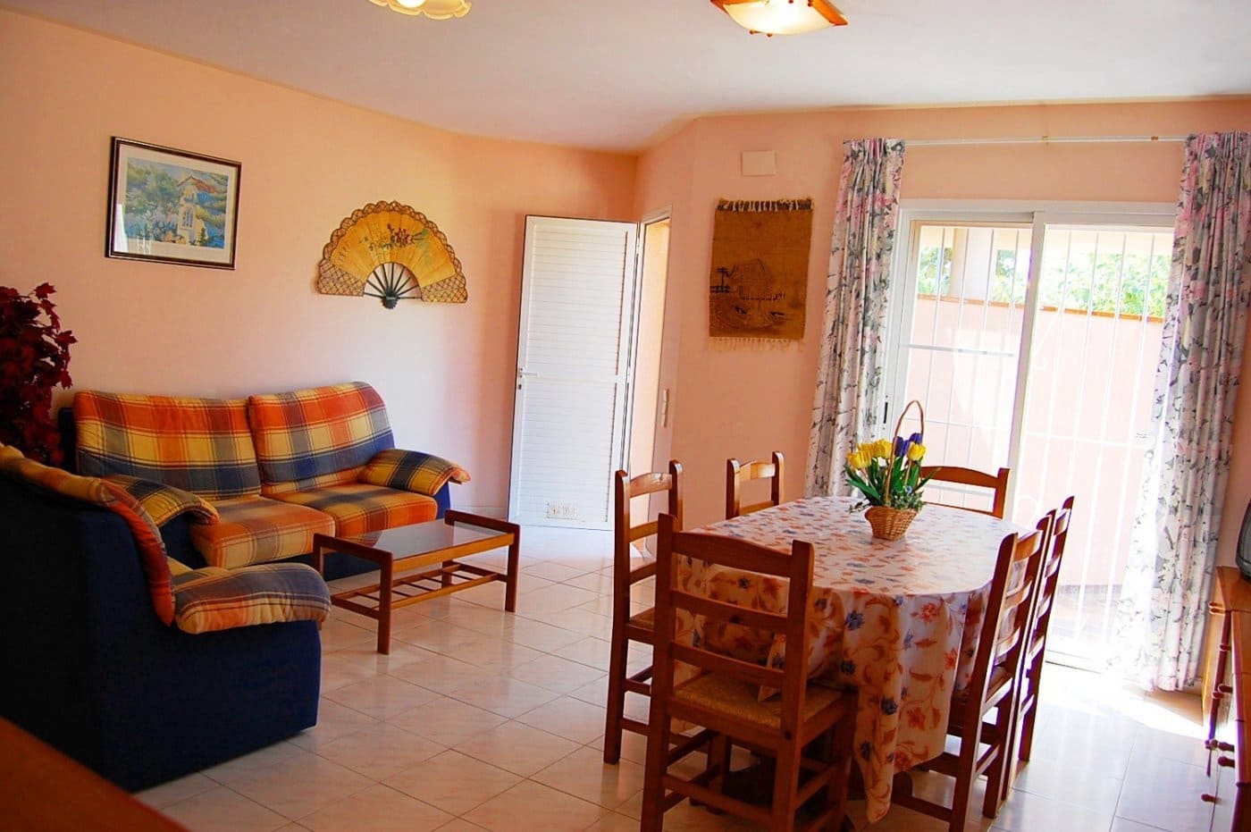 3 bedroom Villa for sale in Deltebre with pool - € 320,000 (Ref: 9427948)