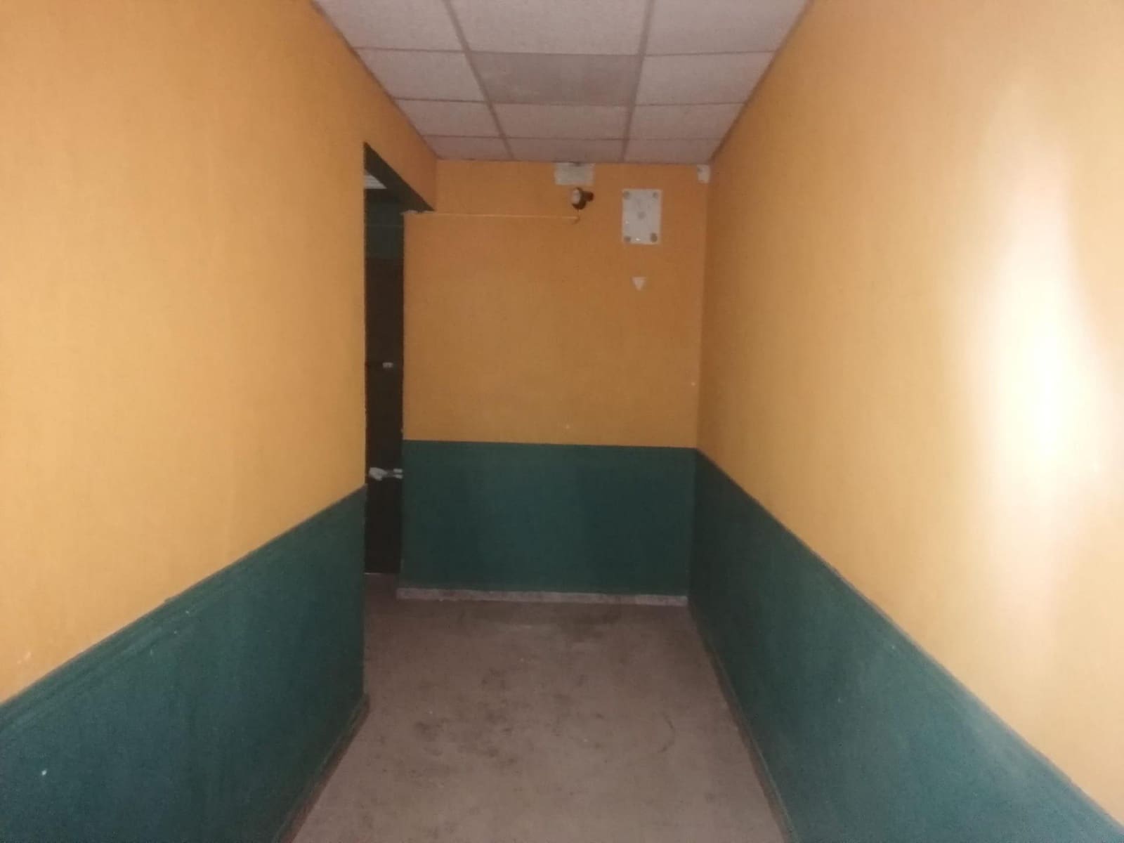 Kaupallinen vuokrattavana paikassa Santa Barbara - 300 € (Ref: 9427949)