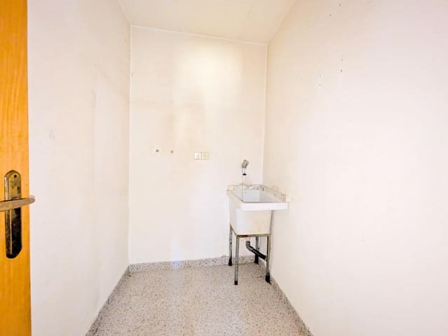 Piso de 3 habitaciones en Amposta en venta - 105.000 € (Ref: 9427954)