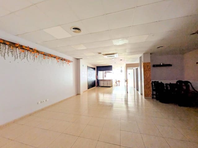 Local Comercial en Amposta en venta - 150.000 € (Ref: 9427955)