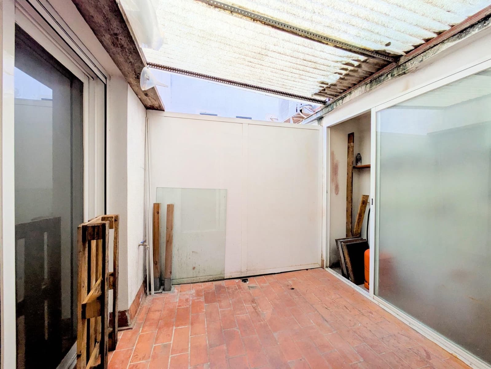 Local Comercial en Amposta en venta - 150.000 € (Ref: 9427955)