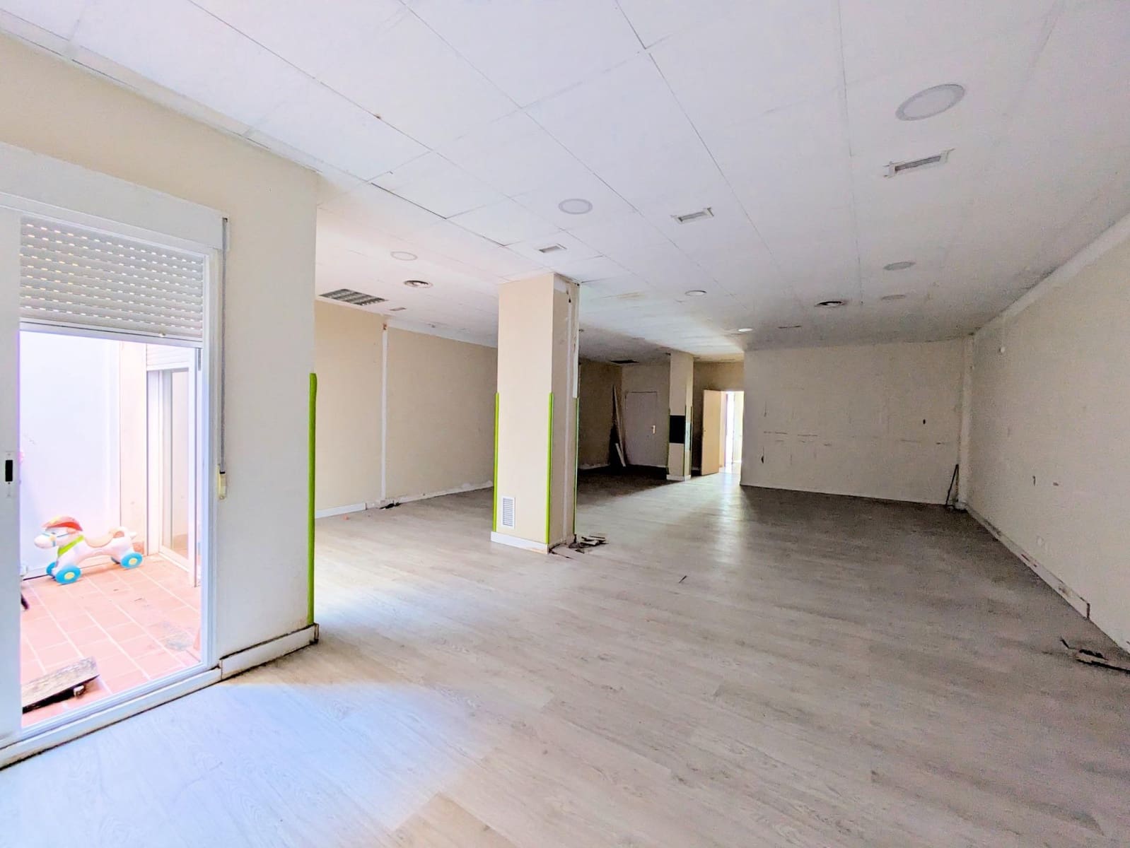 Local Comercial en Amposta en venta - 150.000 € (Ref: 9427955)