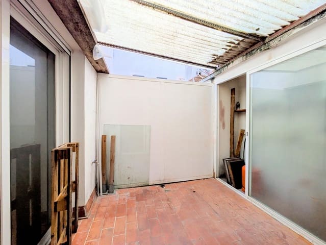 Local Comercial en Amposta en venta - 150.000 € (Ref: 9427955)