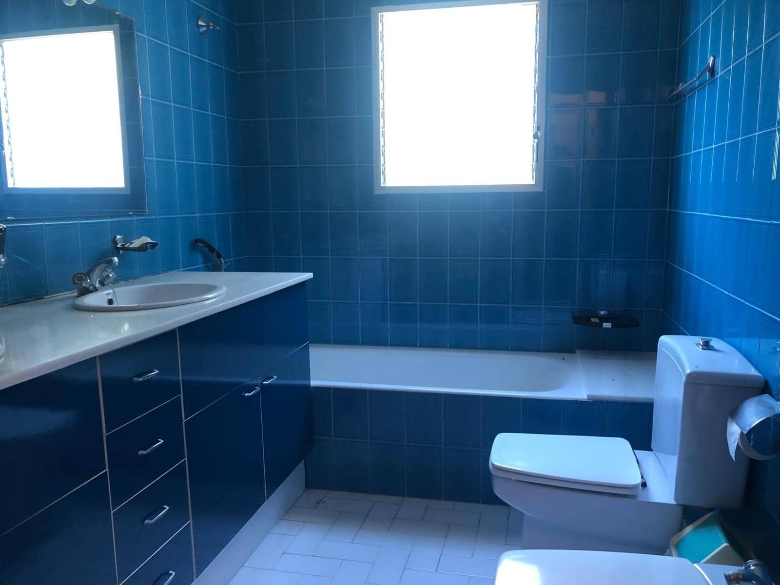 6 bedroom Villa for sale in Vinaros - € 530,000 (Ref: 9427956)