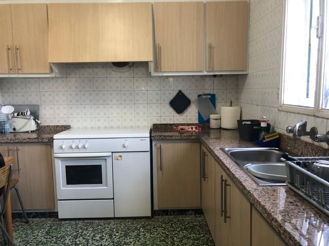 6 bedroom Villa for sale in Vinaròs - € 530,000 (Ref: 9427956)