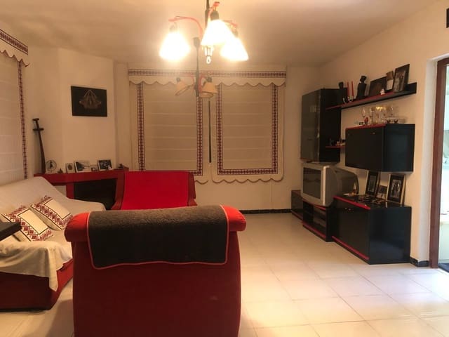 6 bedroom Villa for sale in Vinaròs - € 530,000 (Ref: 9427956)