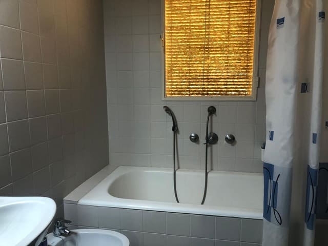 6 bedroom Villa for sale in Vinaròs - € 530,000 (Ref: 9427956)