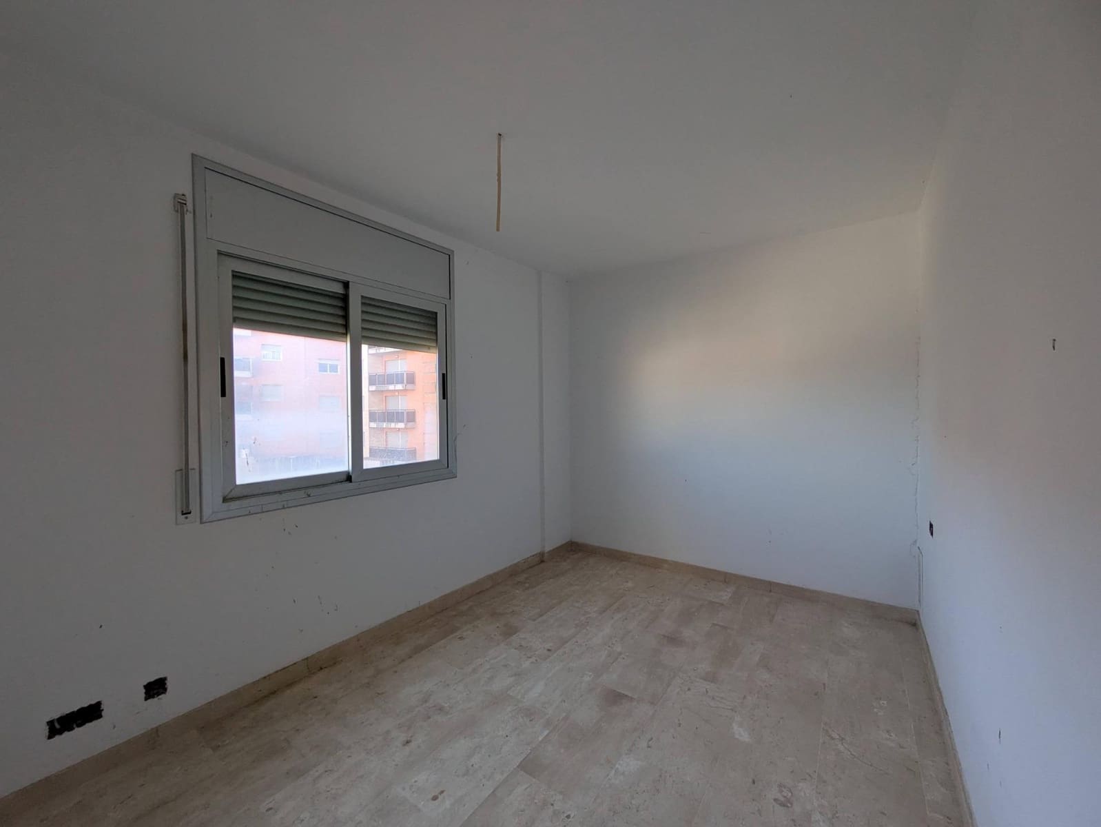 Flat for sale in Mora d'Ebre - € 109,000 (Ref: 9427958)