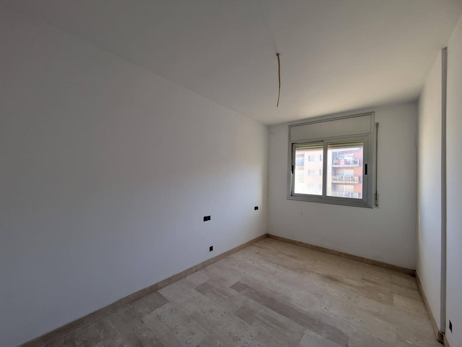 Flat for sale in Mora d'Ebre - € 109,000 (Ref: 9427958)