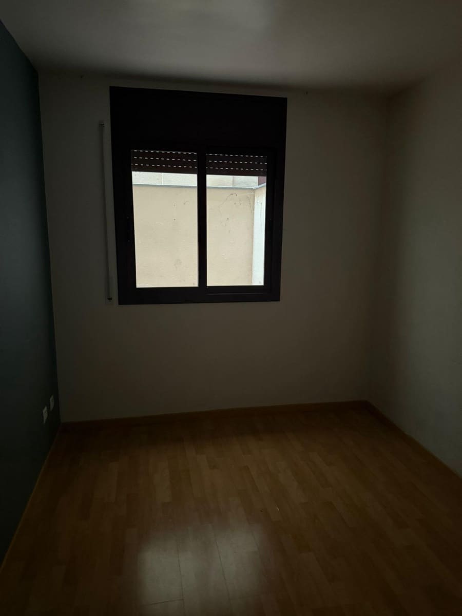 2 bedroom Flat for sale in Sant Carles de la Rapita - € 97,000 (Ref: 9427962)