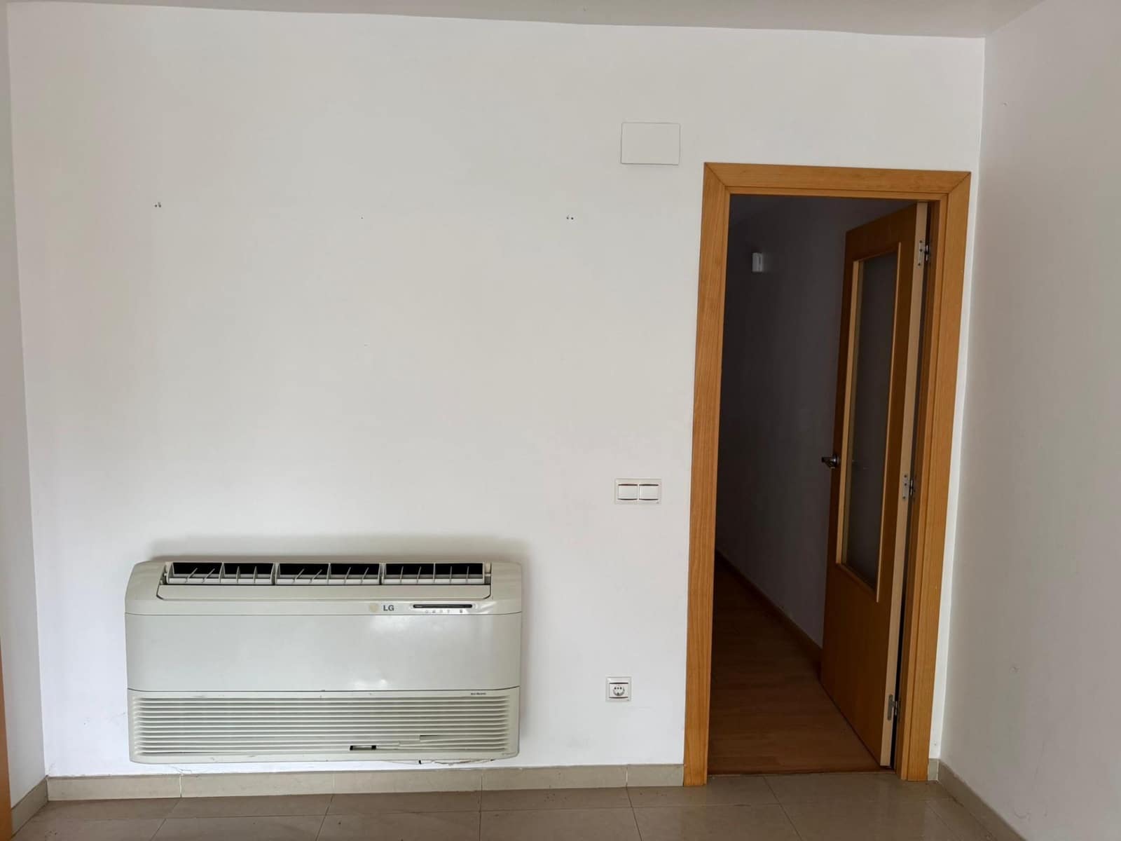 2 bedroom Flat for sale in Sant Carles de la Rapita - € 97,000 (Ref: 9427962)