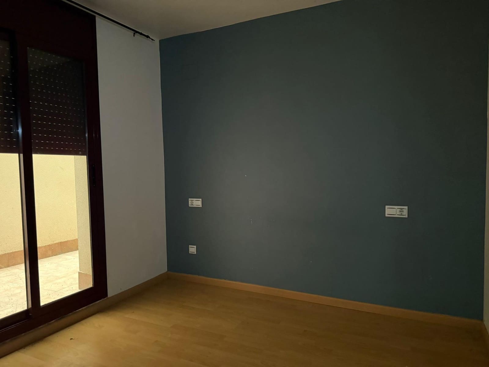 2 bedroom Flat for sale in Sant Carles de la Rapita - € 97,000 (Ref: 9427962)