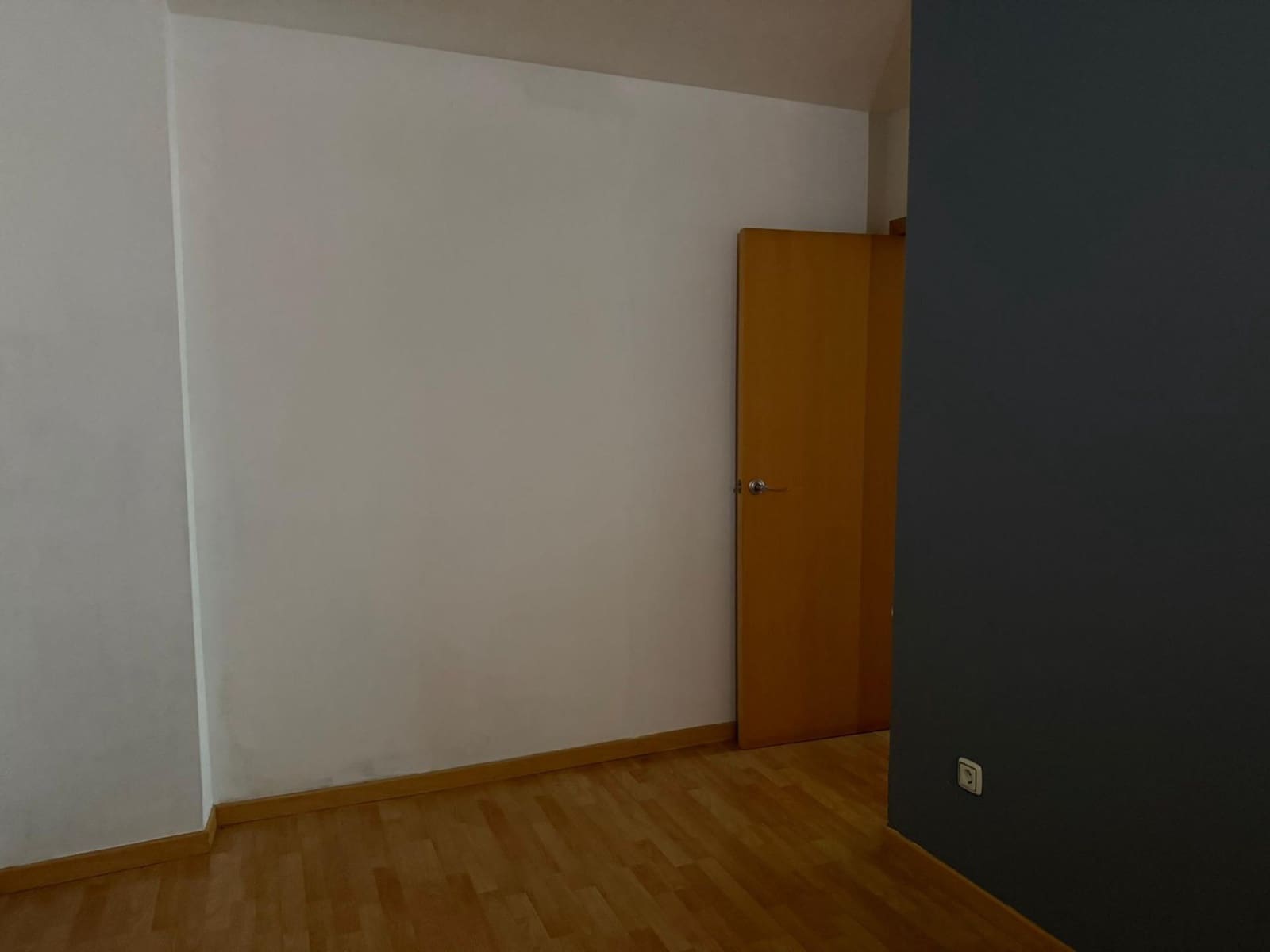 2 bedroom Flat for sale in Sant Carles de la Rapita - € 97,000 (Ref: 9427962)