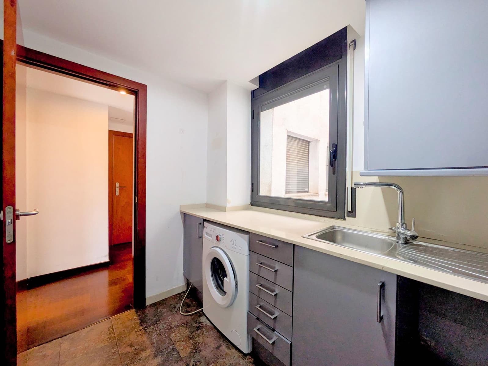 3 bedroom Flat for sale in Amposta - € 160,000 (Ref: 9427965)