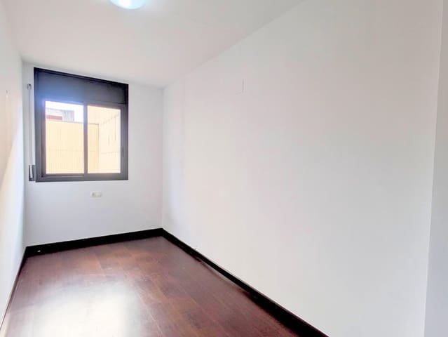 3 bedroom Flat for sale in Amposta - € 160,000 (Ref: 9427965)