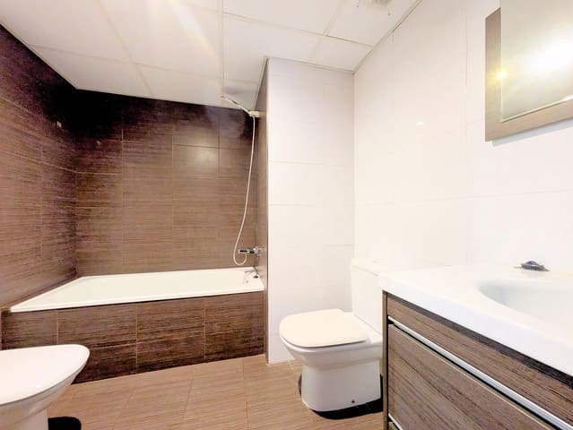 3 bedroom Flat for sale in Amposta - € 160,000 (Ref: 9427965)