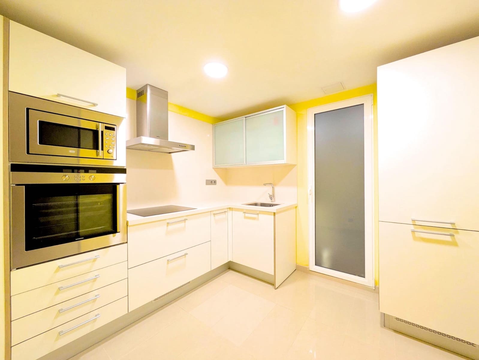 Piso de 4 habitaciones en Roquetes en venta - 130.000 € (Ref: 9437678)