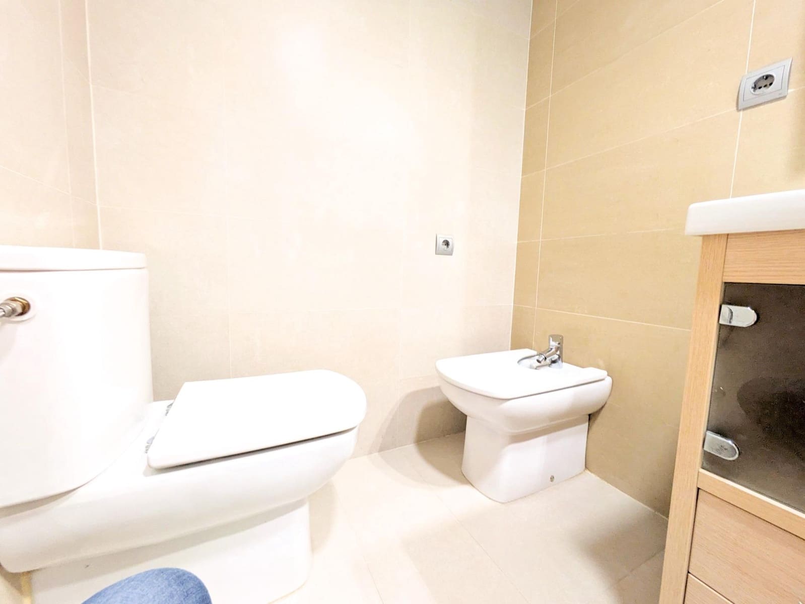 Piso de 4 habitaciones en Roquetes en venta - 130.000 € (Ref: 9437678)