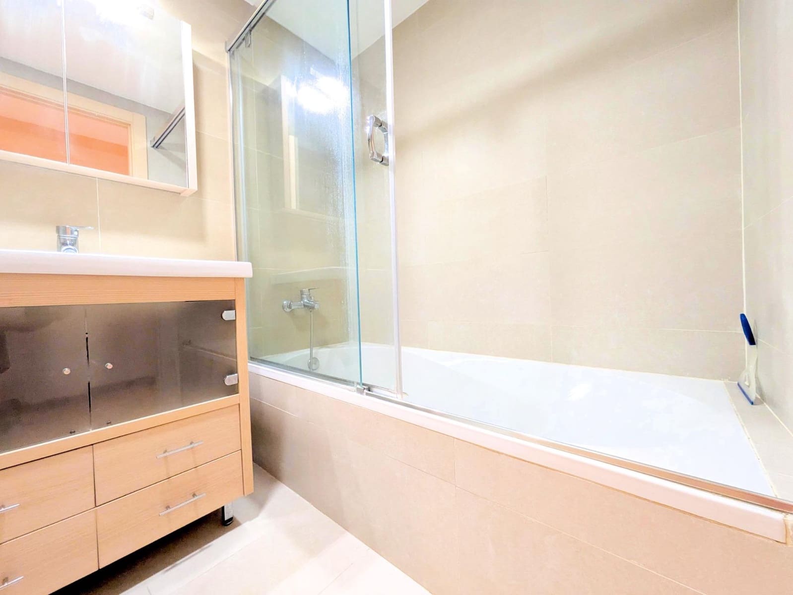 Piso de 4 habitaciones en Roquetes en venta - 130.000 € (Ref: 9437678)