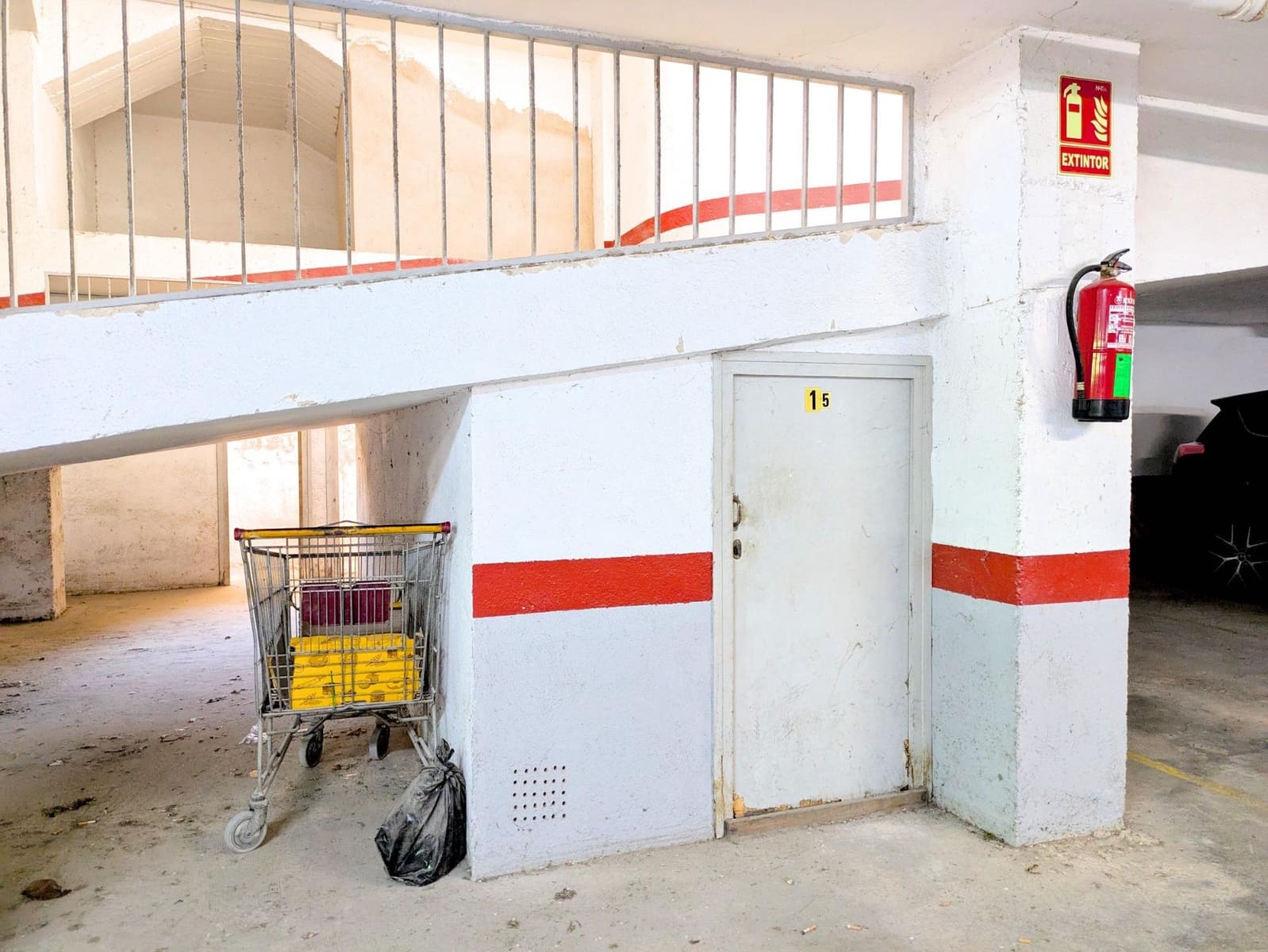 Piso de 4 habitaciones en Roquetes en venta - 130.000 € (Ref: 9437678)