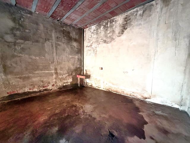 Kommersiell til salgs i Alcanar - € 55 000 (Ref: 9494539)