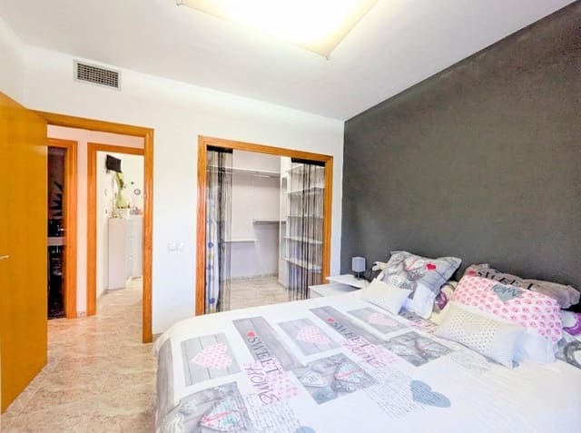 4 soveværelse Lejlighed til salg i Amposta - € 120.000 (Ref: 9497146)