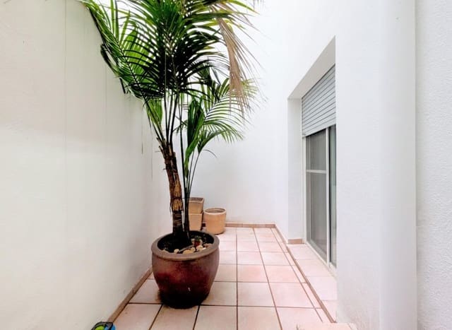 4 soveværelse Lejlighed til salg i Amposta - € 120.000 (Ref: 9497146)