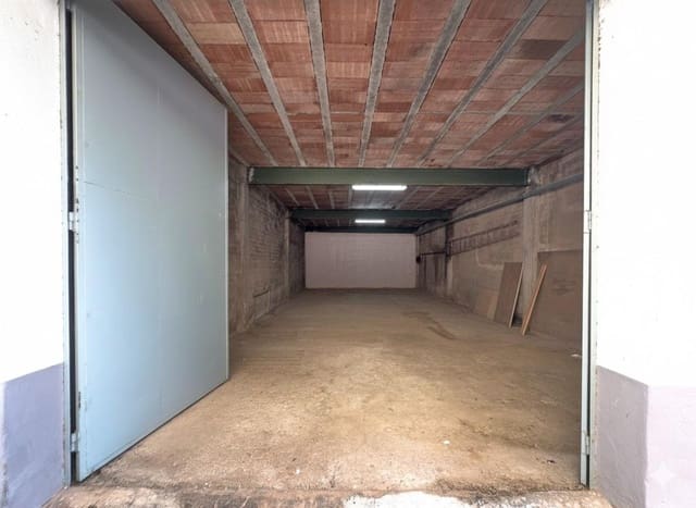 Commercial for sale in Alcanar - € 65,000 (Ref: 9502216)