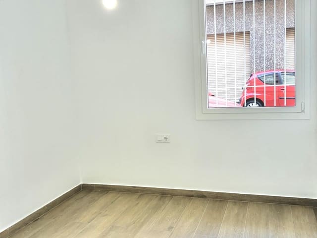 3 bedroom Flat for sale in Sabadell - € 249,500 (Ref: 9508818)