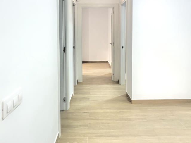 3 bedroom Flat for sale in Sabadell - € 249,500 (Ref: 9508818)