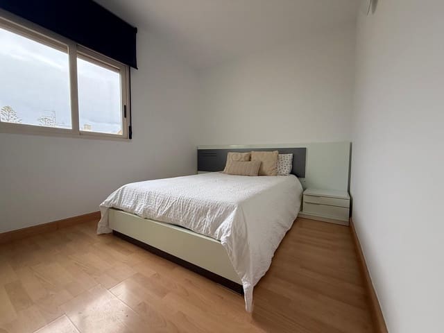 3 soveværelse Penthouse til leje i Alcanar - € 700 (Ref: 9551313)
