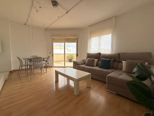 3 soveværelse Penthouse til leje i Alcanar - € 700 (Ref: 9551313)
