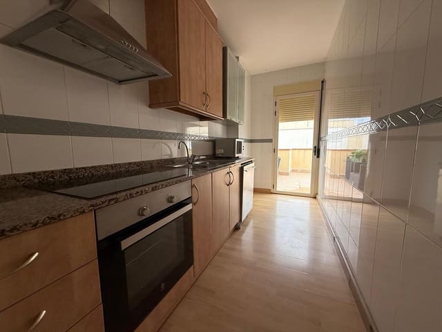 3 soveværelse Penthouse til leje i Alcanar - € 700 (Ref: 9551313)