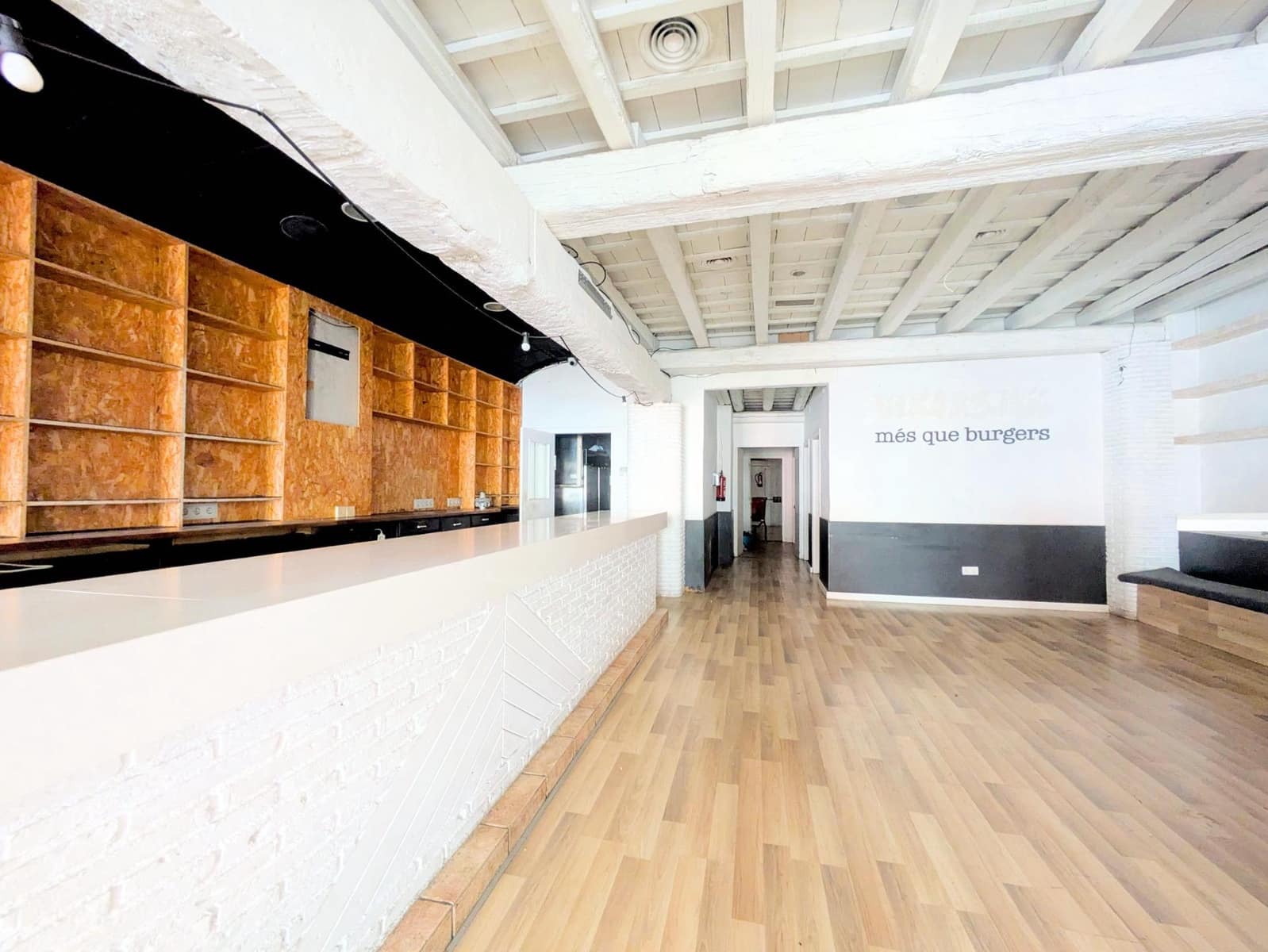 Restaurante/Bar para venda em Amposta - 250 000 € (Ref: 9551314)