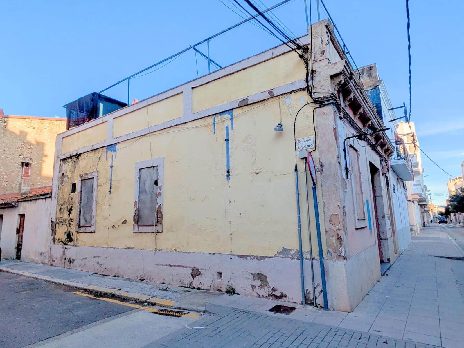 Kommersiell til salgs i Amposta - € 40 000 (Ref: 9571093)