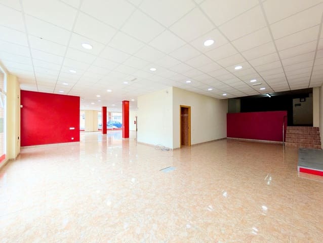 Erhverv til leje i Amposta med garage - € 900 (Ref: 9571096)