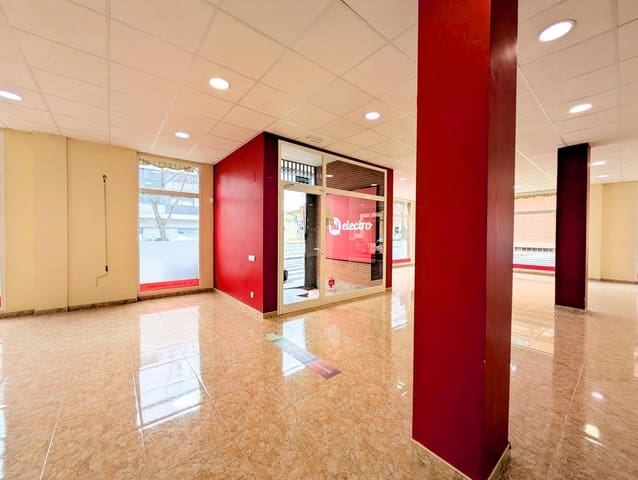 Erhverv til leje i Amposta med garage - € 900 (Ref: 9571096)