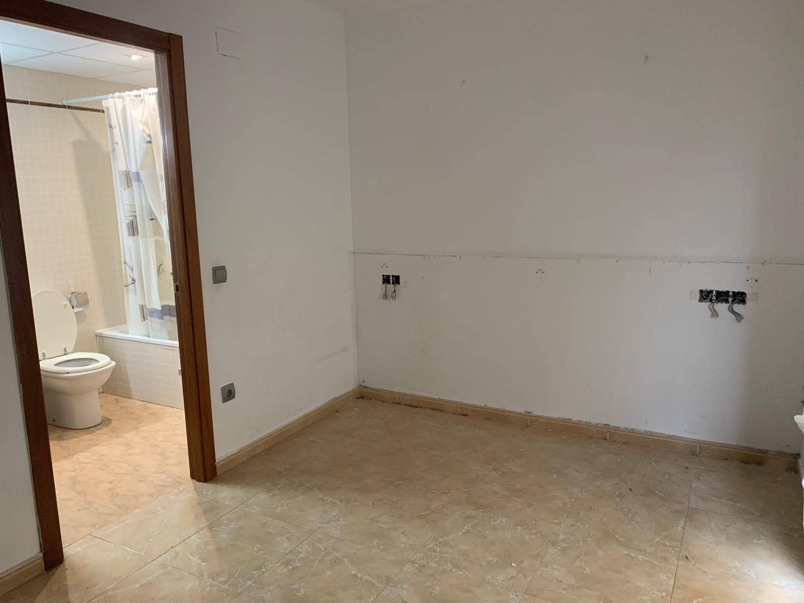 3 sovrum Lägenhet till salu i Amposta - 146 000 € (Ref: 9586378)