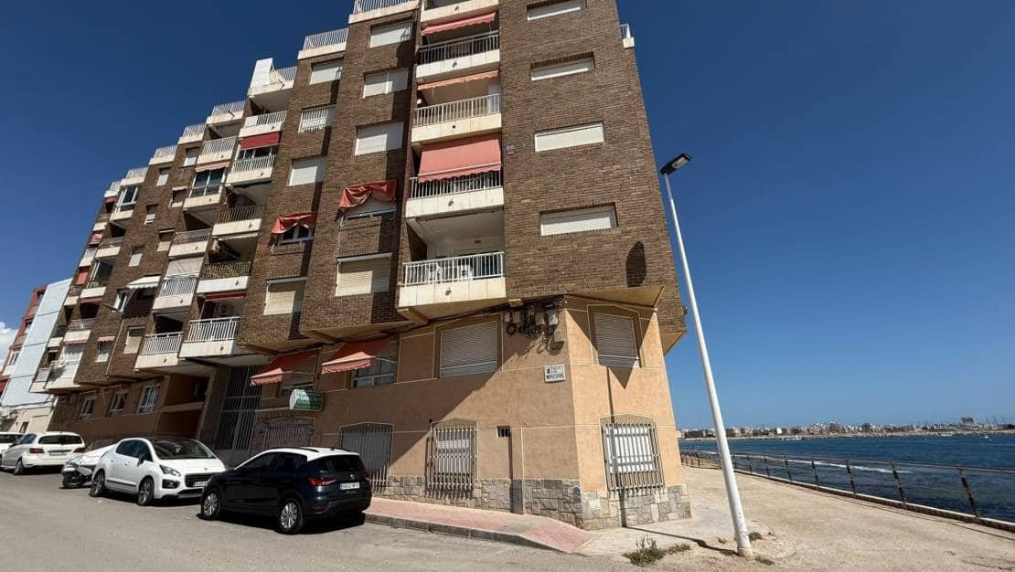 Apartamento de 3 habitaciones en Torrevieja en venta - 210.000 € (Ref: 10072997)