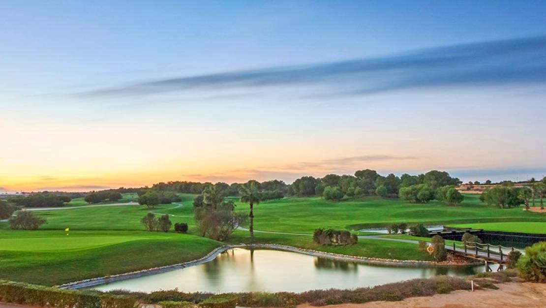 3 bedroom Apartment for sale in Pilar de la Horadada with pool garage - € 334,900 (Ref: 7467180)