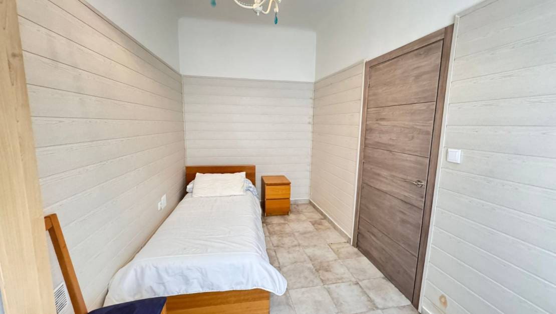 3 Zimmer Haus zu vermieten in San Miguel de Salinas mit Pool - 900 € (Ref: 7808256)