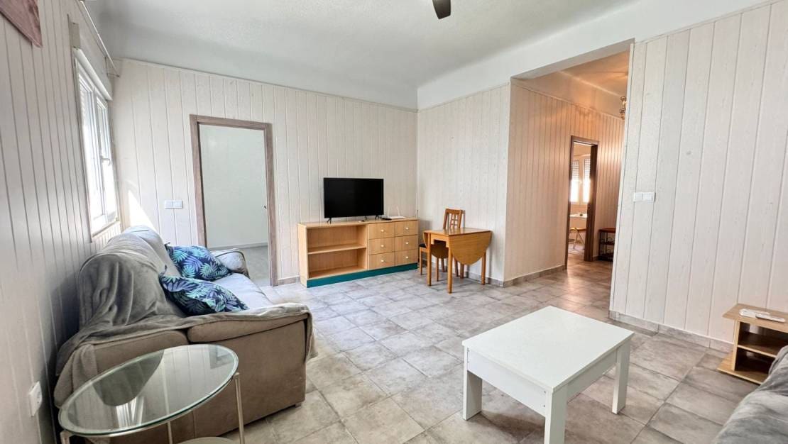 3 Zimmer Haus zu vermieten in San Miguel de Salinas mit Pool - 900 € (Ref: 7808256)