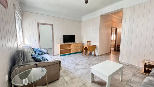 3 slaapkamer Huis te huur in San Miguel de Salinas met zwembad - € 900 (Ref: 7808256)