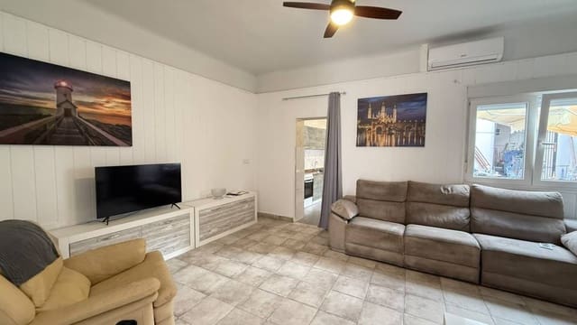 3 soverom Hus til leie i San Miguel de Salinas med svømmebasseng - € 900 (Ref: 7808256)