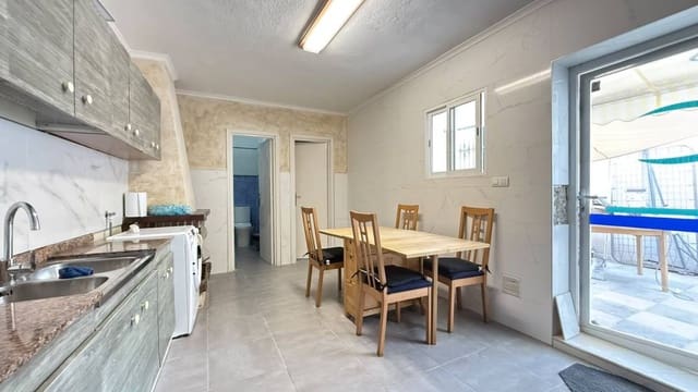 3 soverom Hus til leie i San Miguel de Salinas med svømmebasseng - € 900 (Ref: 7808256)