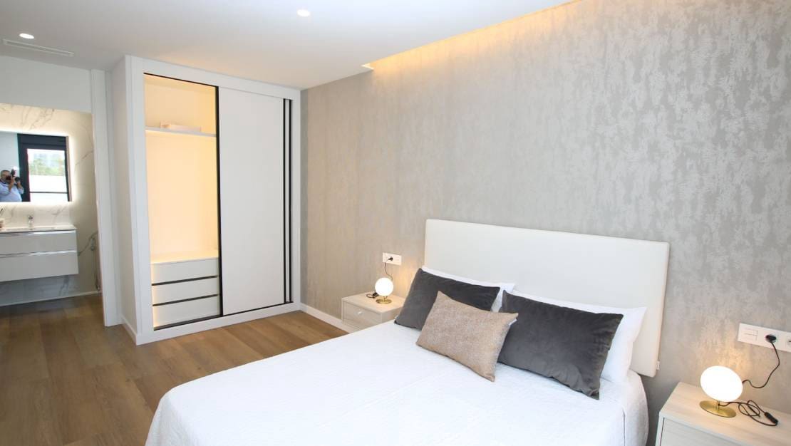 3 quarto Moradia Geminada para venda em Pilar de la Horadada com piscina garagem - 725 000 € (Ref: 7935618)