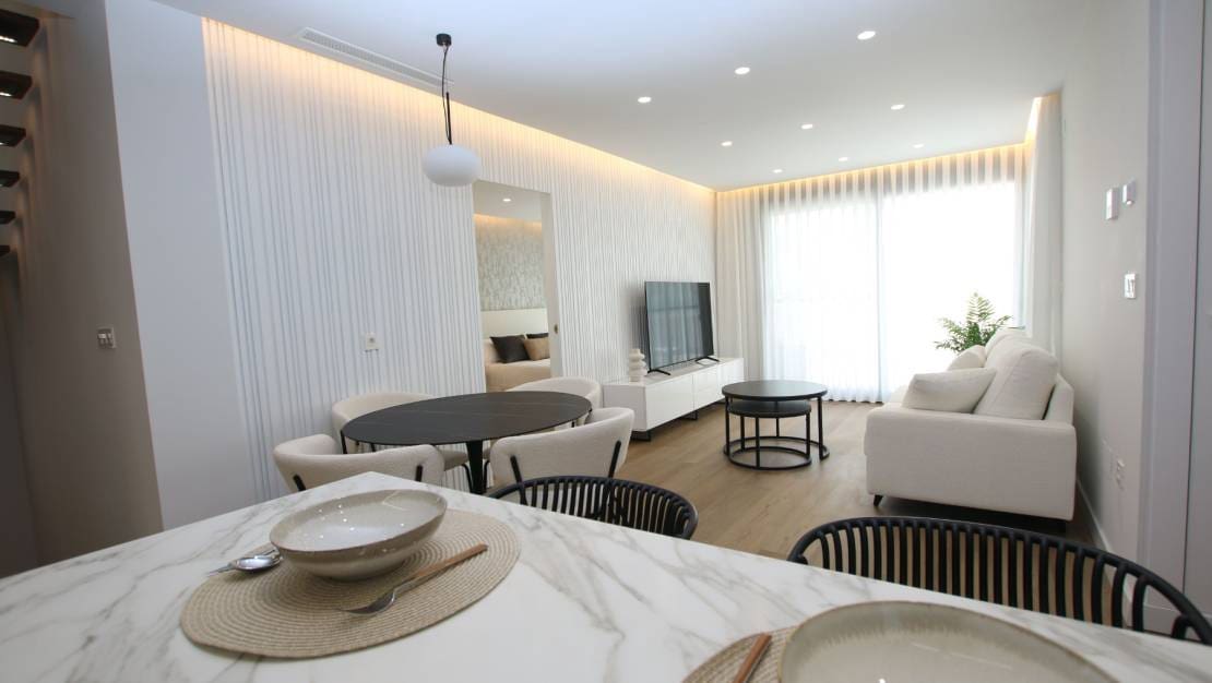 3 quarto Moradia Geminada para venda em Pilar de la Horadada com piscina garagem - 725 000 € (Ref: 7935618)