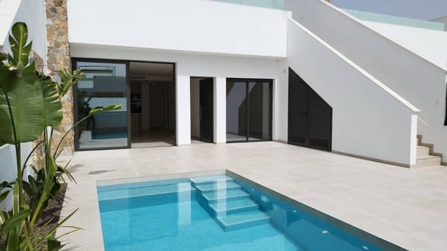 3 quarto Moradia para venda em Las Lomas de Rame - Bahía Bella, Los Alcázares com piscina - 499 900 € (Ref: 7991700)